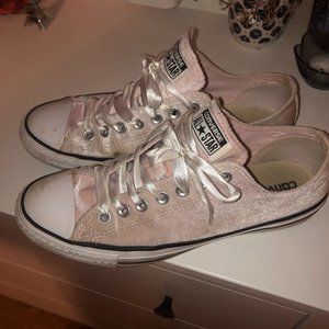 Lowtop Velvet Converse with Satin Laces